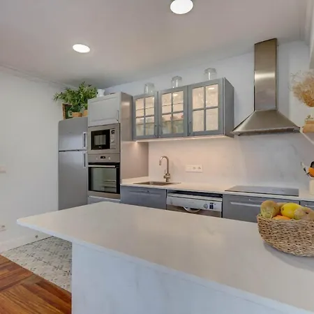 Ondarreta With Independent Entrance * San Sebastian