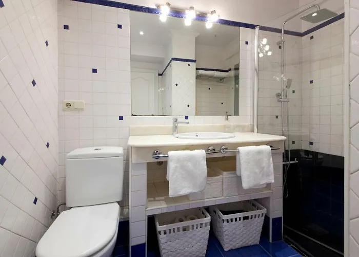 Ondarreta With Independent Entrance * San Sebastian