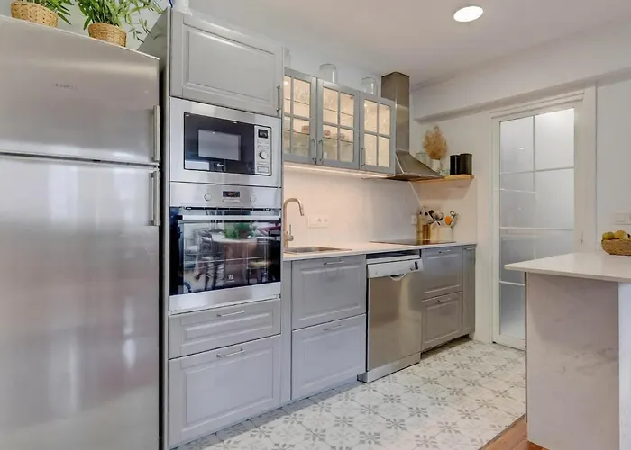 Ondarreta With Independent Entrance Alloggio in famiglia San Sebastián